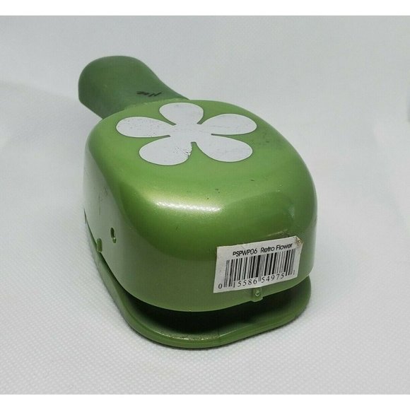 Green EK Success Paper Shapers Punch Snowflake - Picture 2 of 8